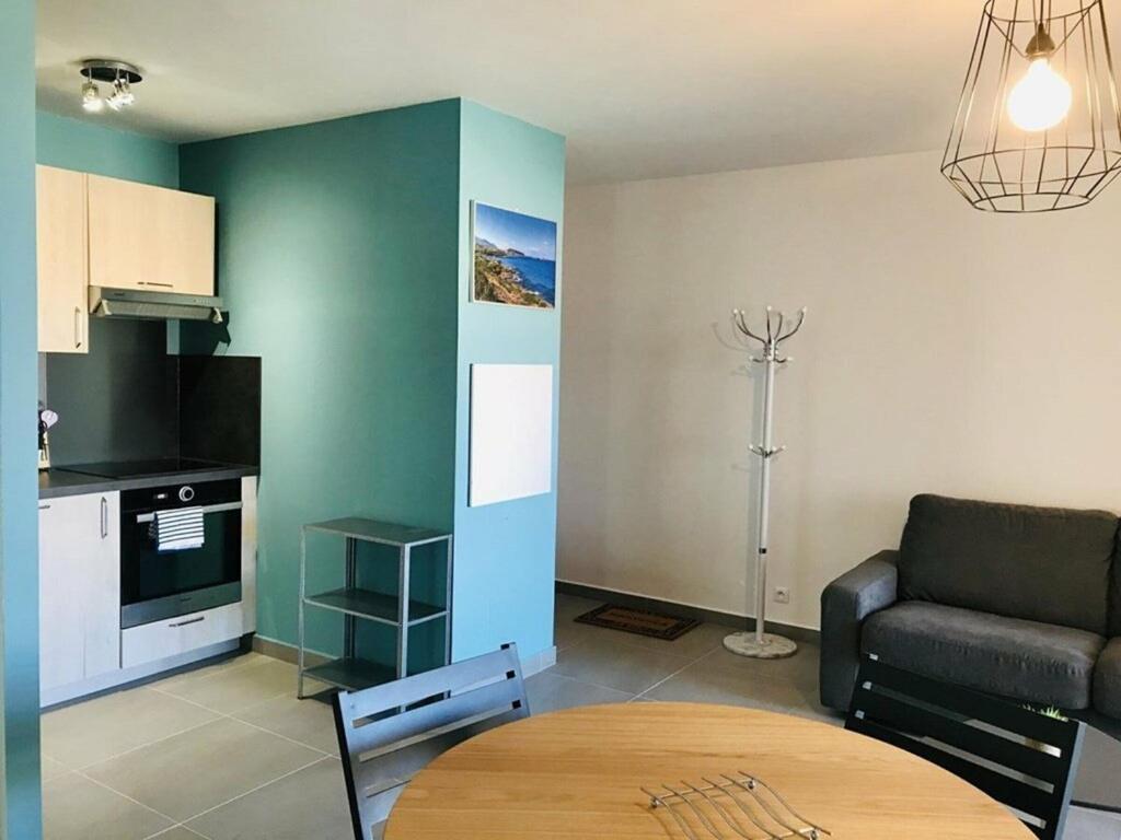 Appartement - L'ile-rousse Bord De 3 Pieces 4 Personnes