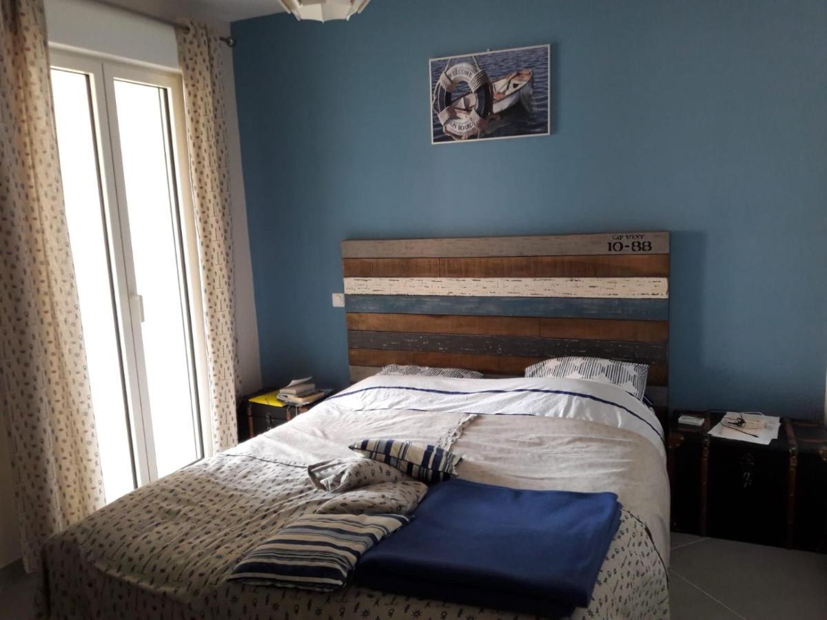 - L'ile-rousse Bord De 3 Pieces 4 Personnes